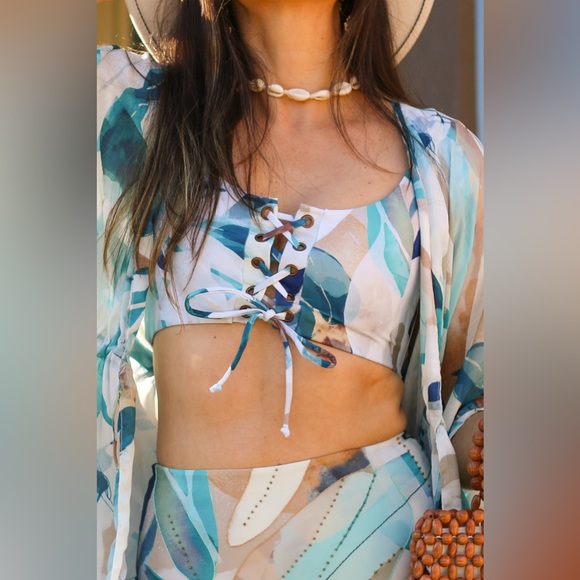 Cosita Linda Blue Oceans Crop Top Size Medium Like New - Picture 1 of 7